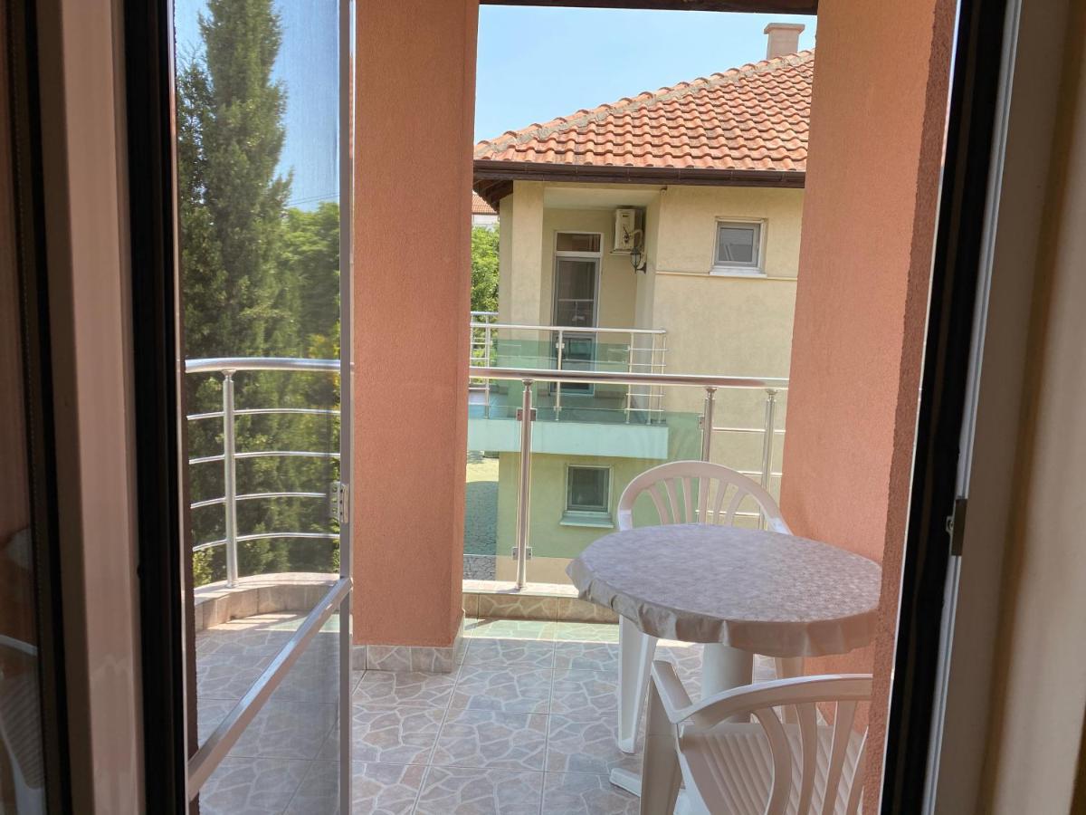 Sunny Guest House رافدا المظهر الخارجي الصورة